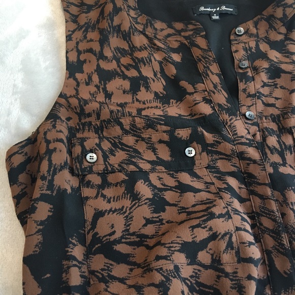 Madewell Broadway&Broom Sleeveless Button-down - Picture 3 of 6